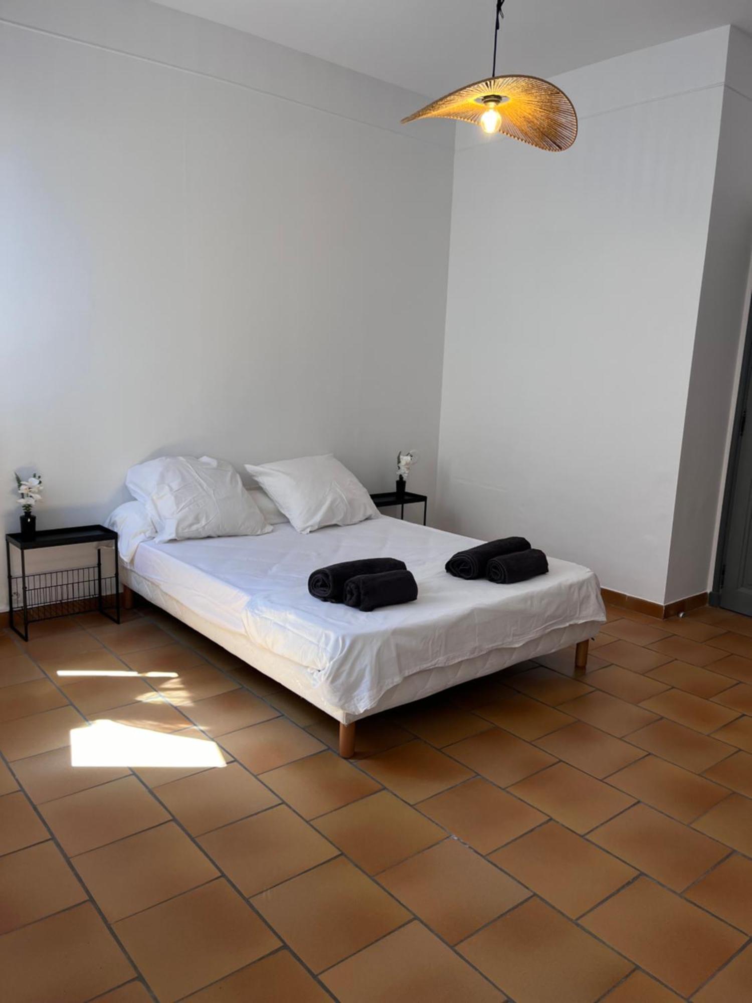 Charmant T2 En Plein Centre Ville De Cavaillon Zewnętrze zdjęcie